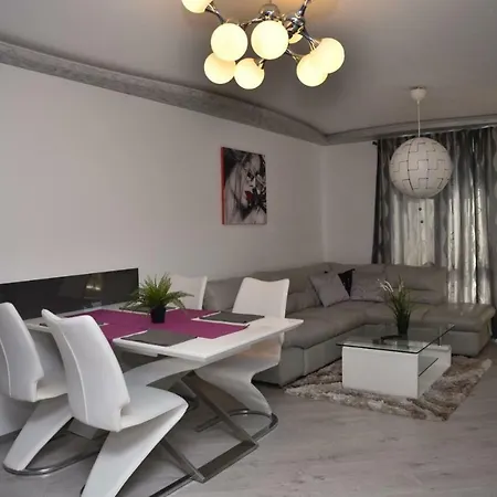 Skalen Venetz Lux